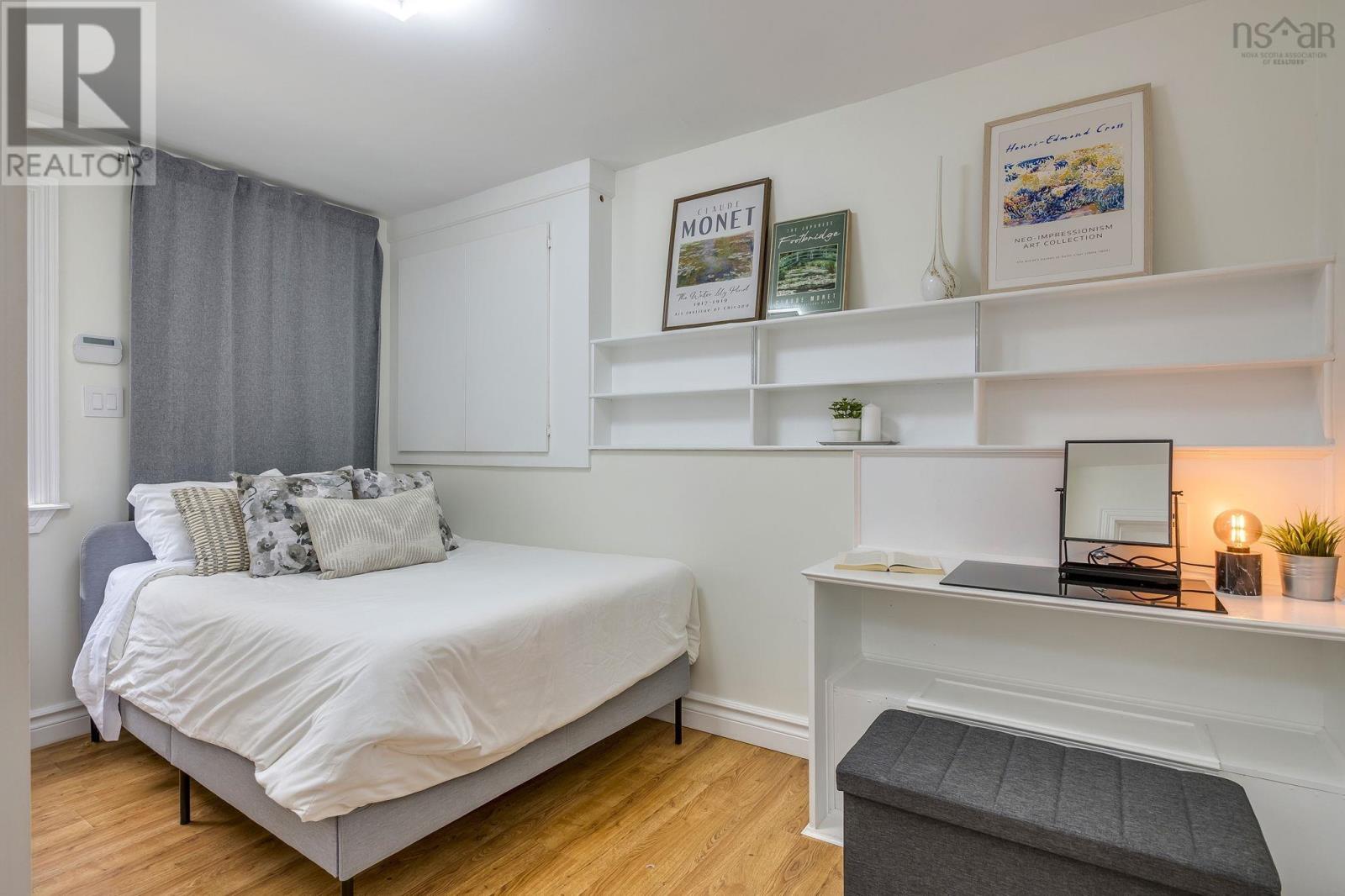 8 & 10 Sailboat Lane - Image 37