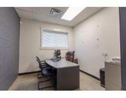 22867 Fraser Highway, Langley, BC V2Z2T3 Photo 17