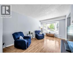 Breakfast - 732 Bennett Crescent, Oshawa, ON L1K1T6 Photo 9