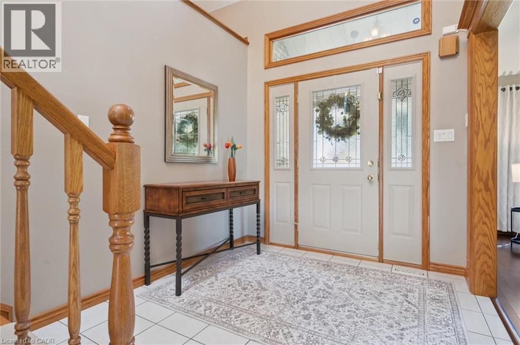 174 DIMSON Avenue, Guelph, Ontario, N1G4P2, Guelph, Ontario — photo 4 of 5