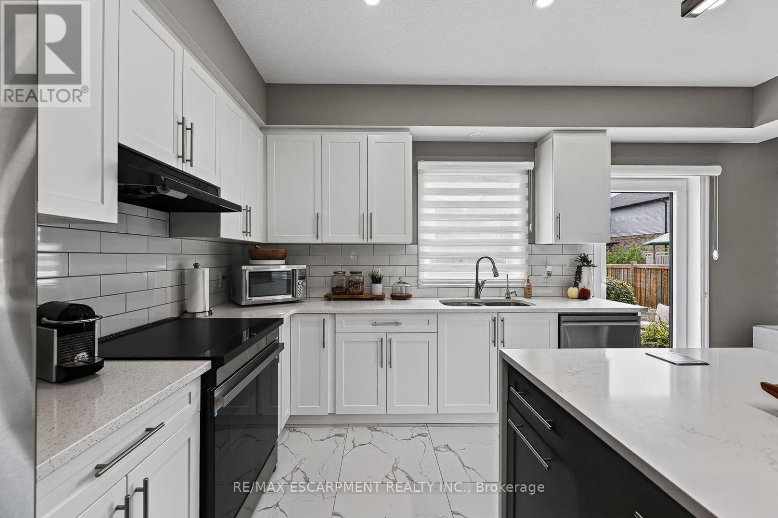 9 GIBBONS ROAD - Image 11