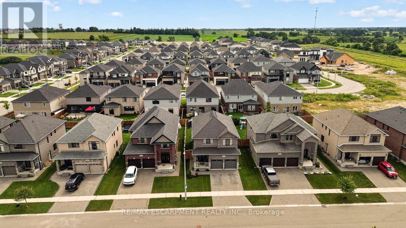 9 GIBBONS ROAD - Image 3