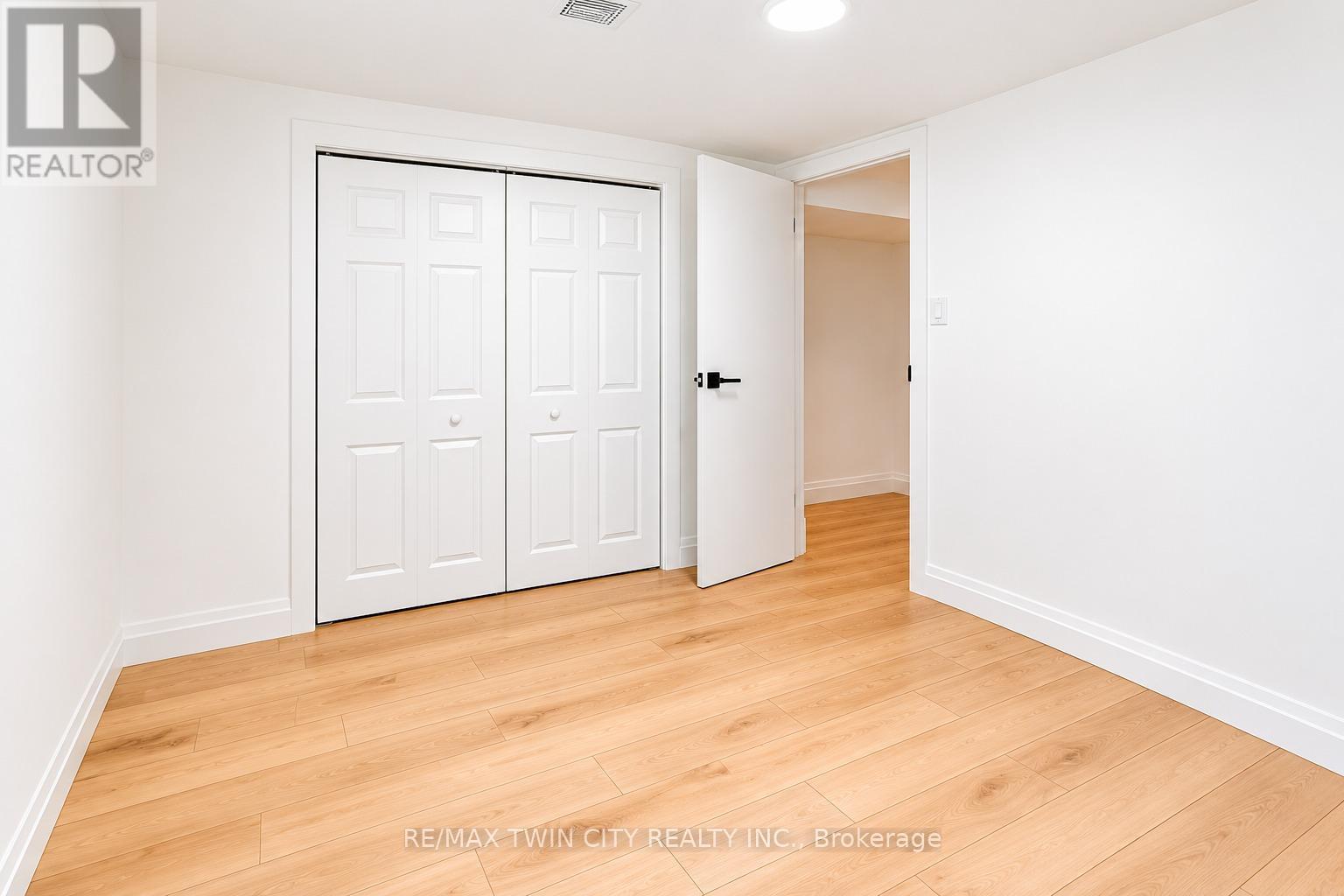 BASEMENT - 53 BROKEN OAK CRESCENT — photo 3