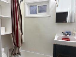 339 Union Avenue, Winnipeg, MB R2L0C9 Photo 12