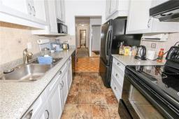10a 300 Roslyn Road, Winnipeg, MB R3J0H2 Photo 9