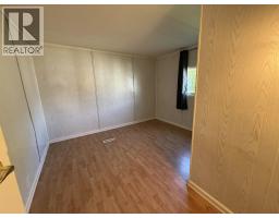 17 562 Elm Street, Quesnel, BC V2J1X3 Photo 9