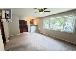 785 Centre Street, Shaunavon, SK S0N2M0 Photo 12