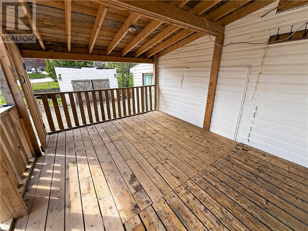 1 Phipps Street - Image 38