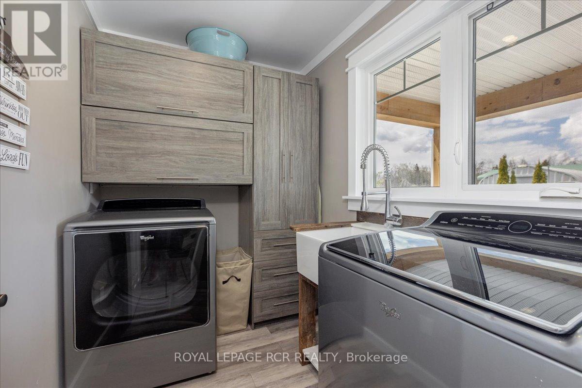 1093 NORTH BAY DRIVE - Image 31