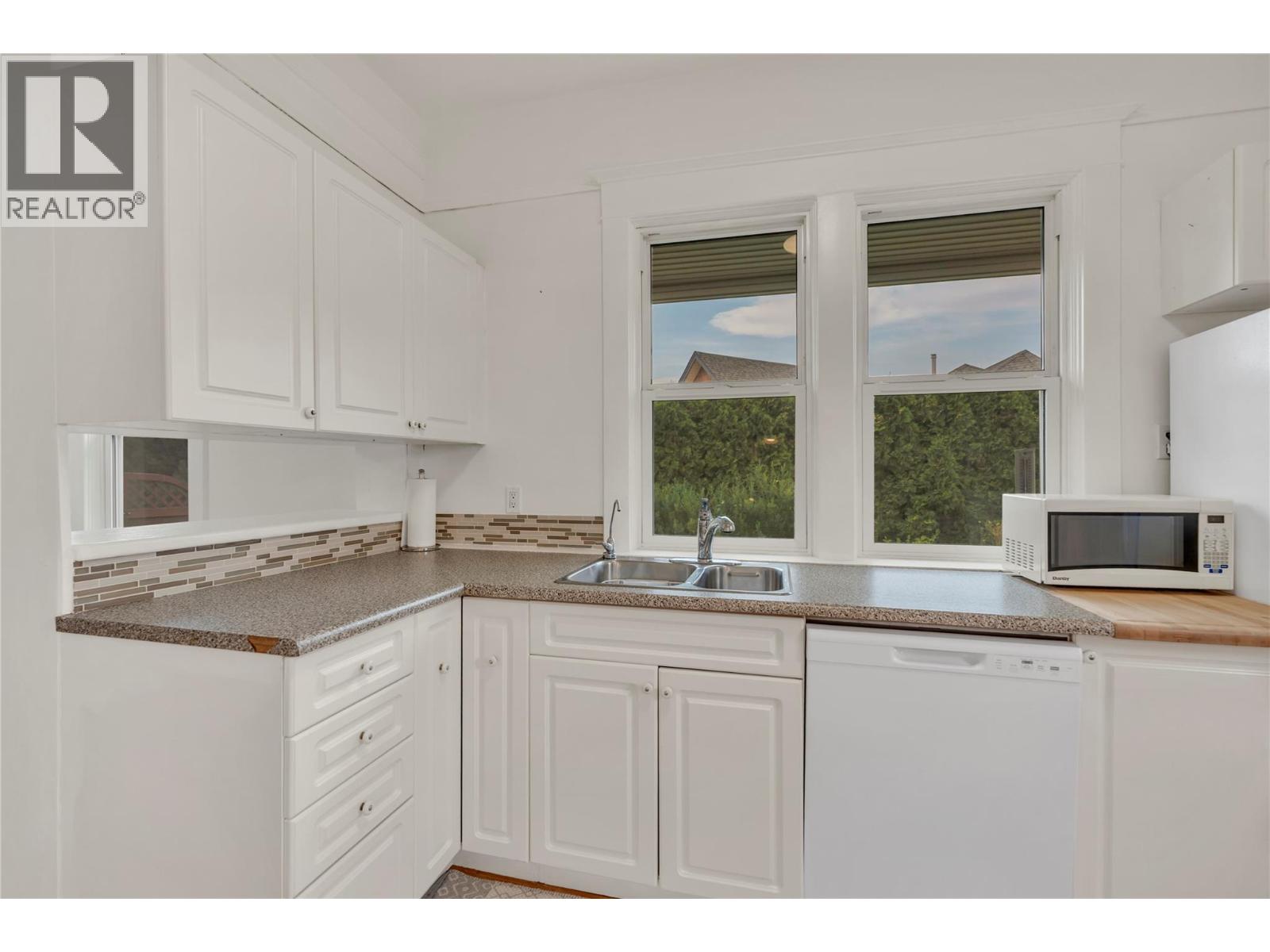 10511 Elliott Street - 23