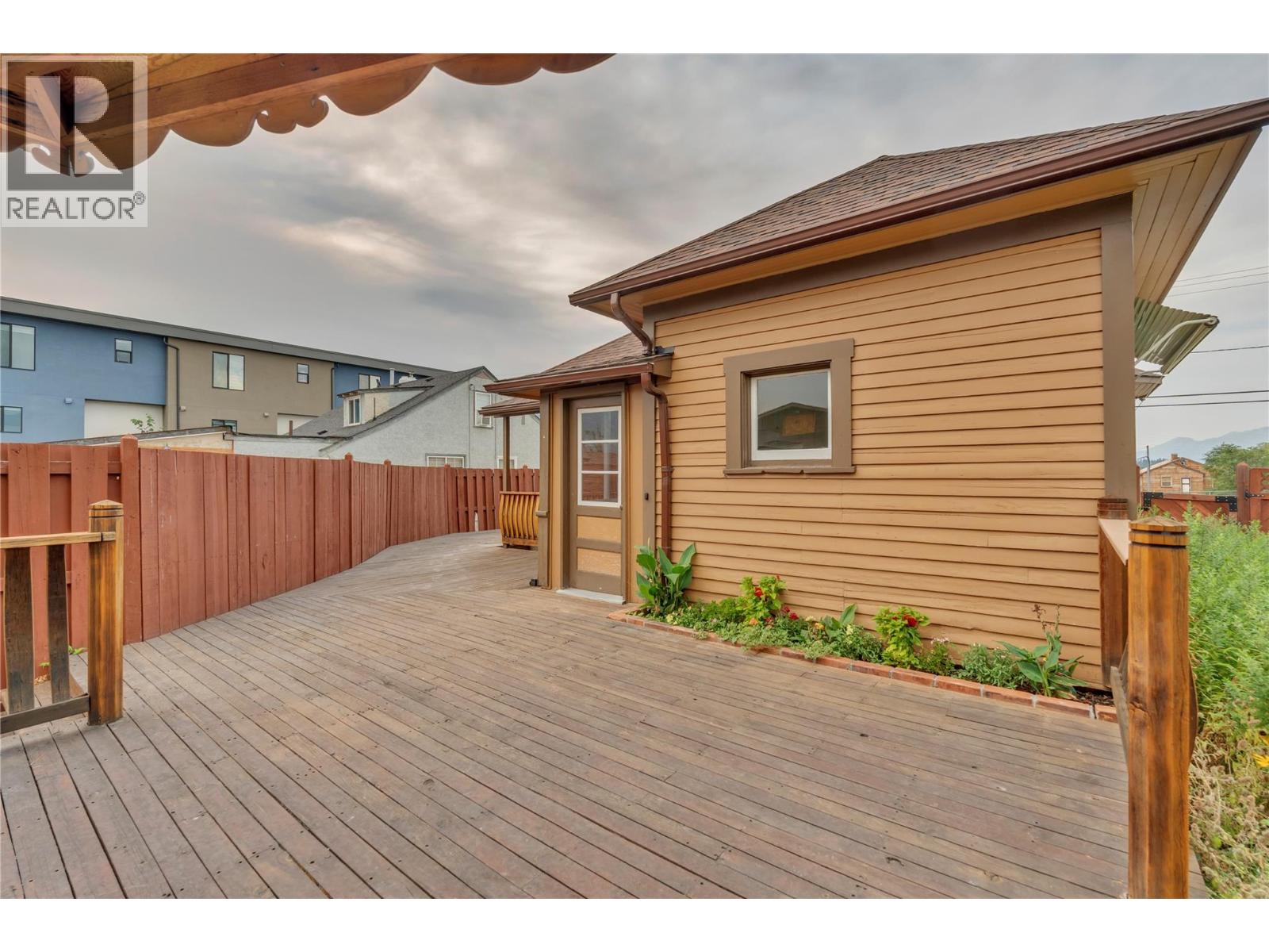 10511 Elliott Street, Summerland