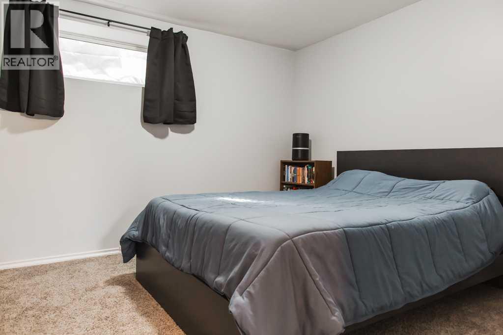 8809 69 Avenue - 35