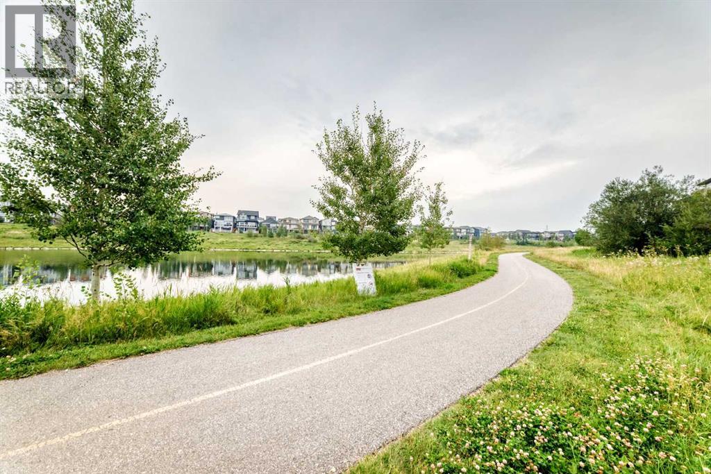 149 Carrington Crescent NW - 50