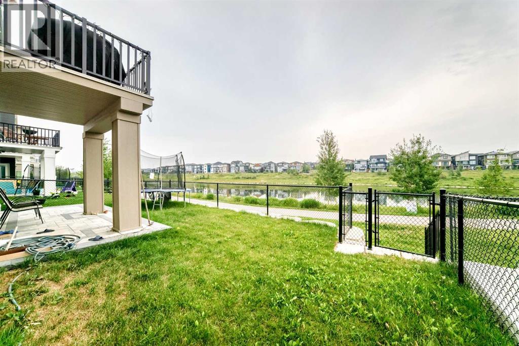 149 Carrington Crescent NW - Image 46