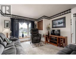 Sunroom - 4 First Avenue, Prince Edward County, ON K0K3L0 Photo 9