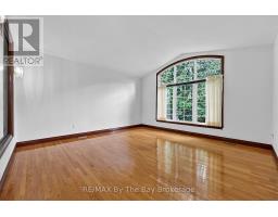 90 Goldfinch Crescent, Tiny, ON L0L2J0 Photo 13