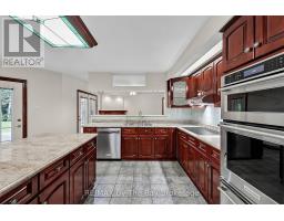 90 Goldfinch Crescent, Tiny, ON L0L2J0 Photo 7