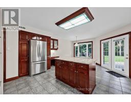 90 Goldfinch Crescent, Tiny, ON L0L2J0 Photo 8