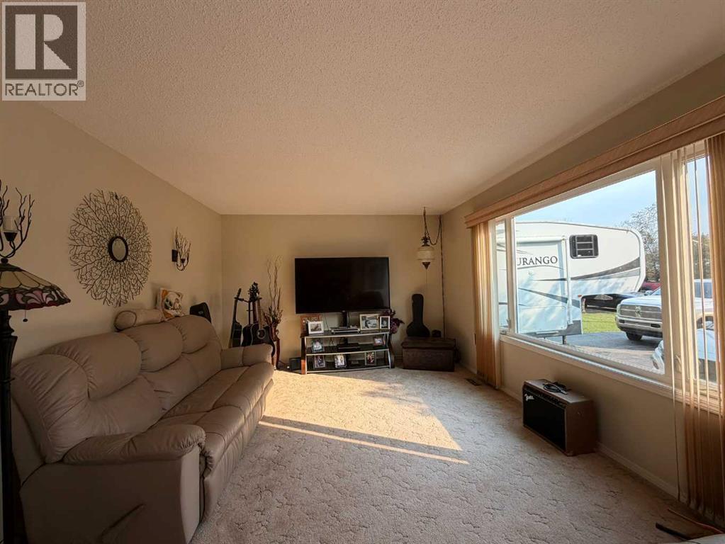 607 6 Avenue - 13