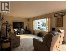 607 6 Avenue, Beaverlodge, AB T0H0C0 Photo 12
