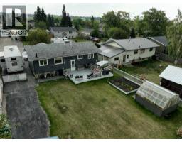 607 6 Avenue, Beaverlodge, AB T0H0C0 Photo 42