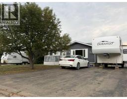607 6 Avenue, Beaverlodge, AB T0H0C0 Photo 45