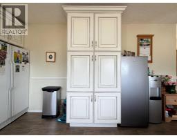 607 6 Avenue, Beaverlodge, AB T0H0C0 Photo 6