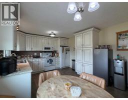 607 6 Avenue, Beaverlodge, AB T0H0C0 Photo 9