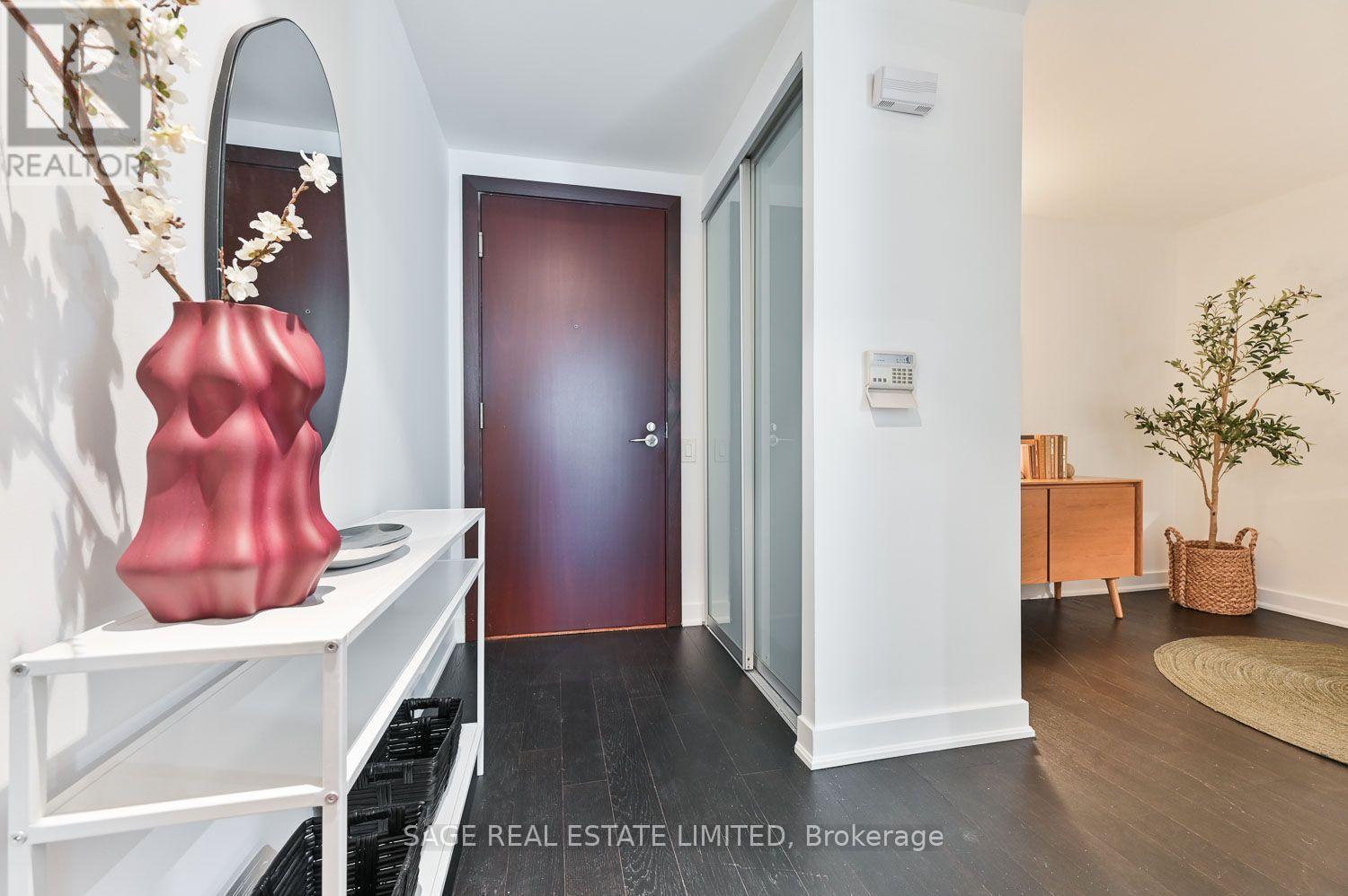 #215 75 PORTLAND STREET - Image 3