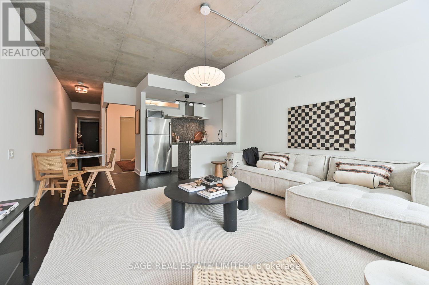 #215 75 PORTLAND STREET - Image 8