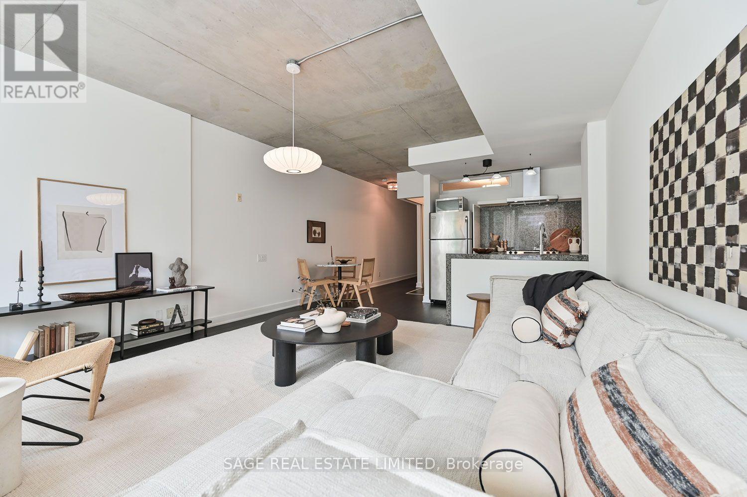 #215 75 PORTLAND STREET - Image 9