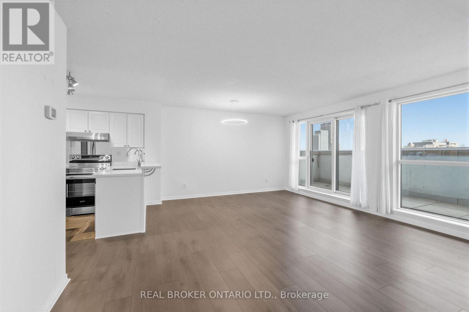 Photo of 230 King Street