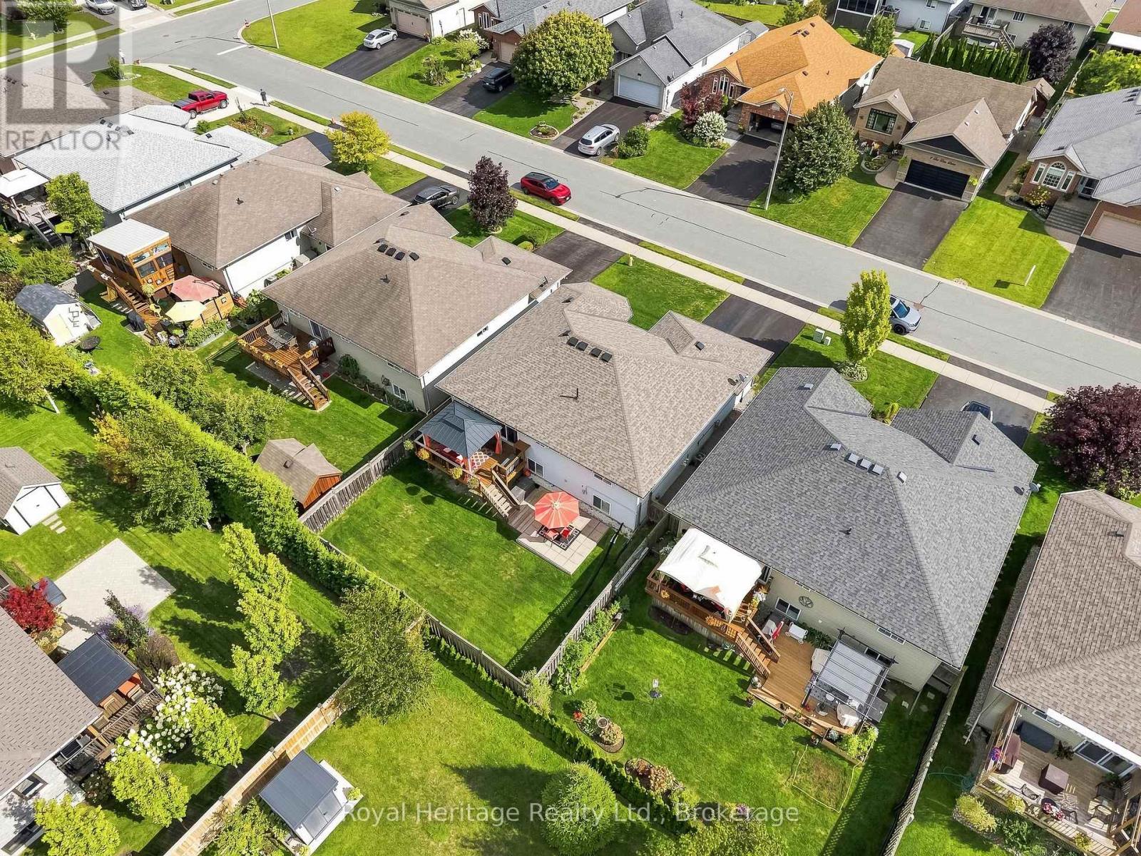 10 FOX DEN DRIVE - Image 38