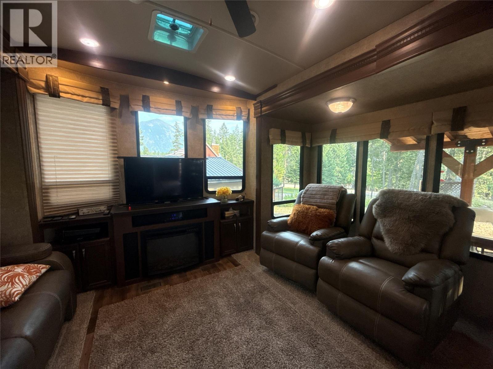 6729 Audia Road - Image 20