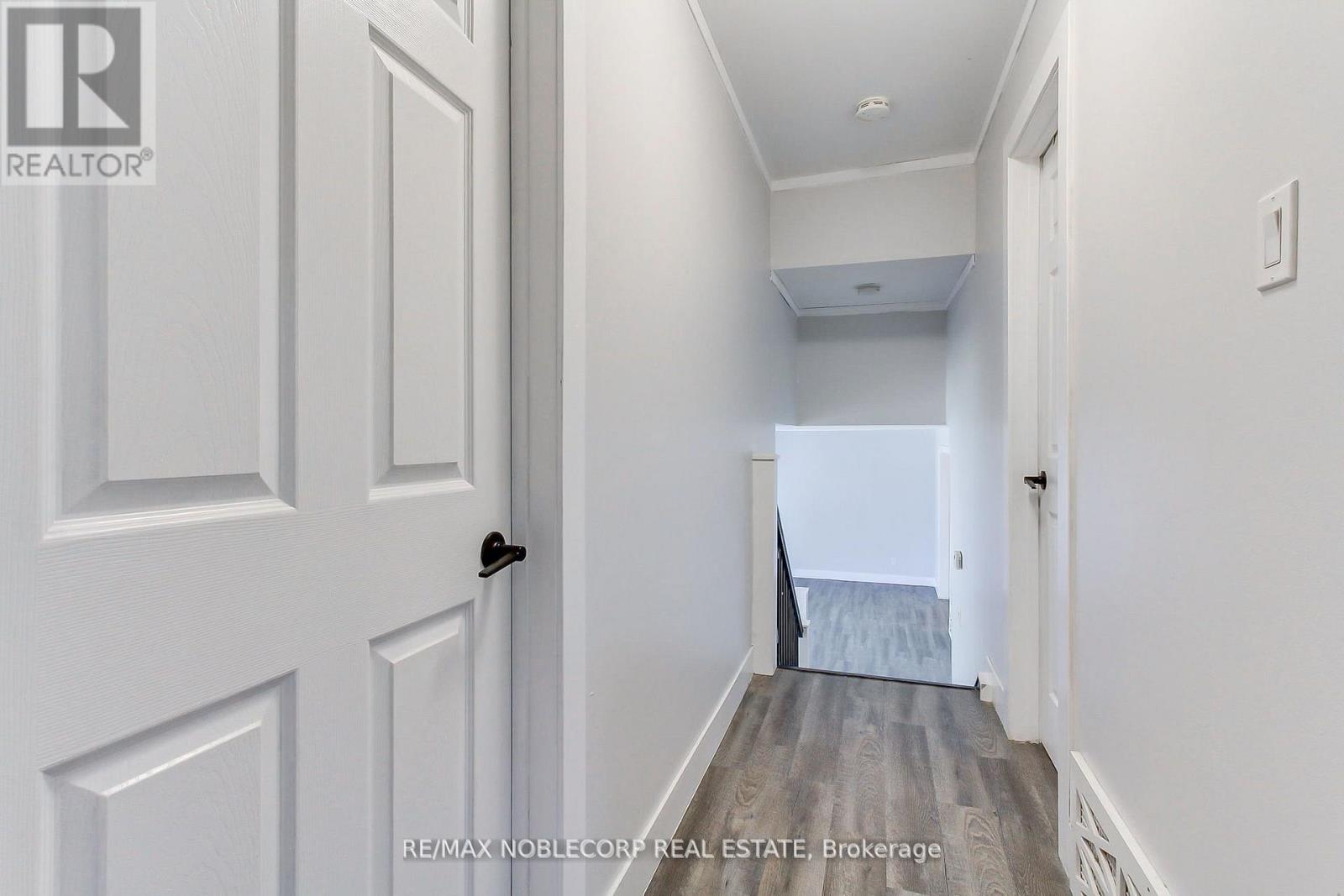 17 LARKDALE CRESCENT - 22