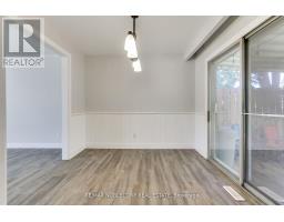 17 Larkdale Crescent, Essa, ON L0M1B0 Photo 16