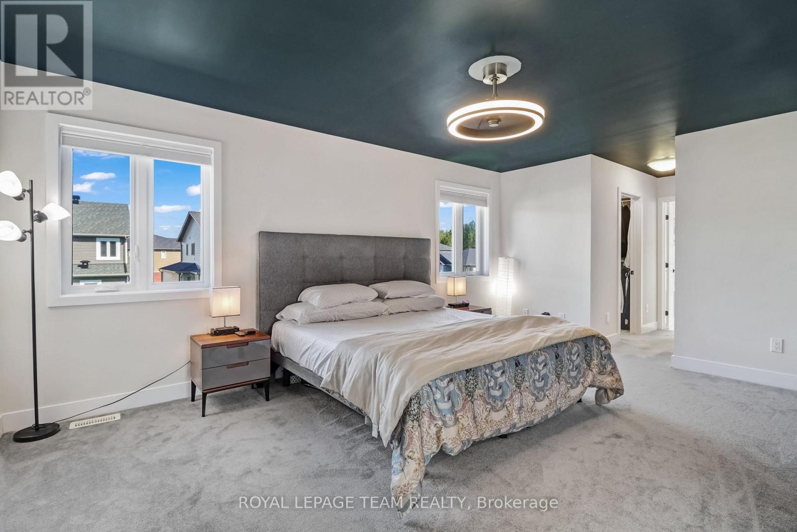 494 CENTRAL PARK BOULEVARD - Image 20
