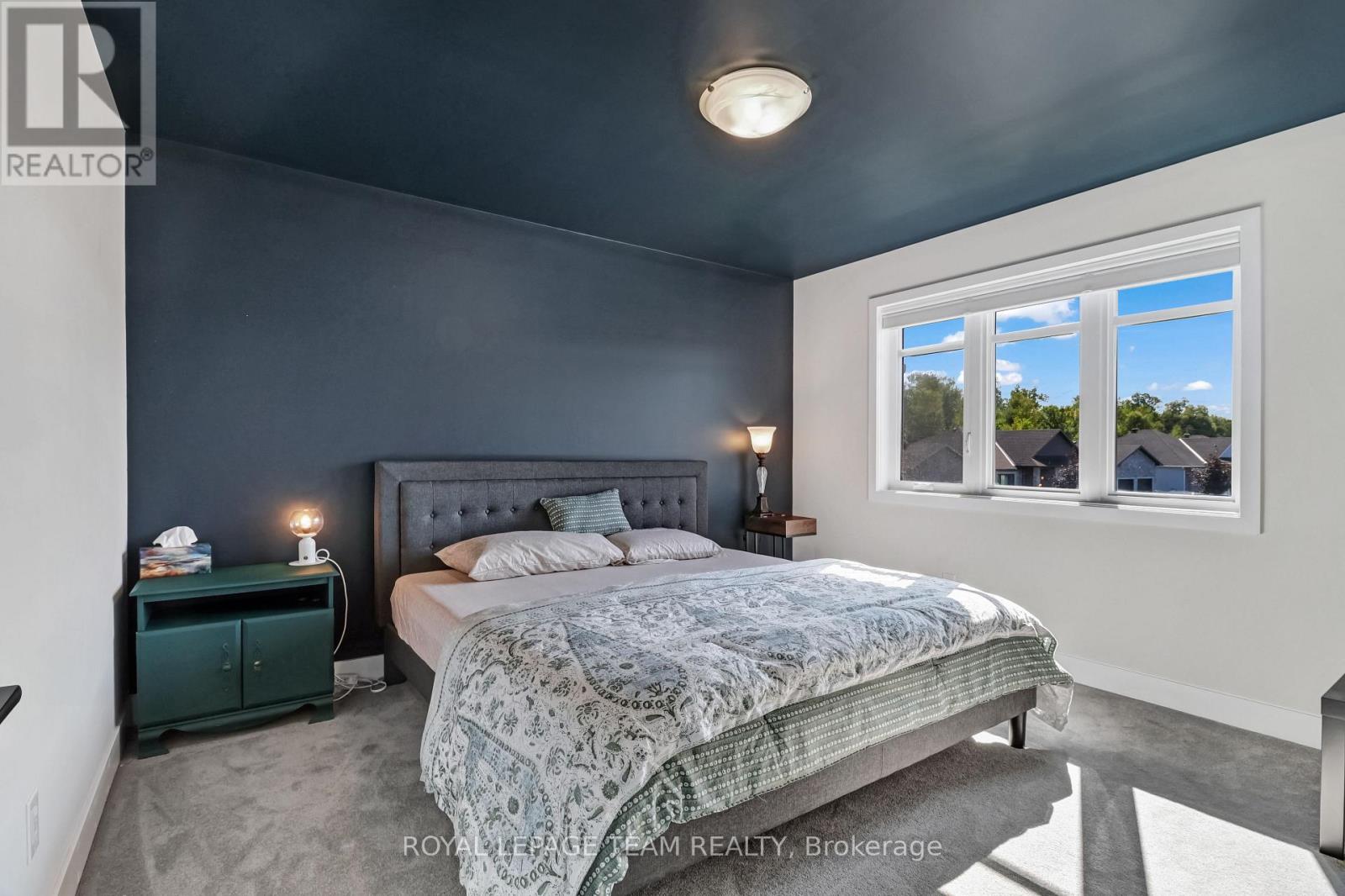494 CENTRAL PARK BOULEVARD - Image 27