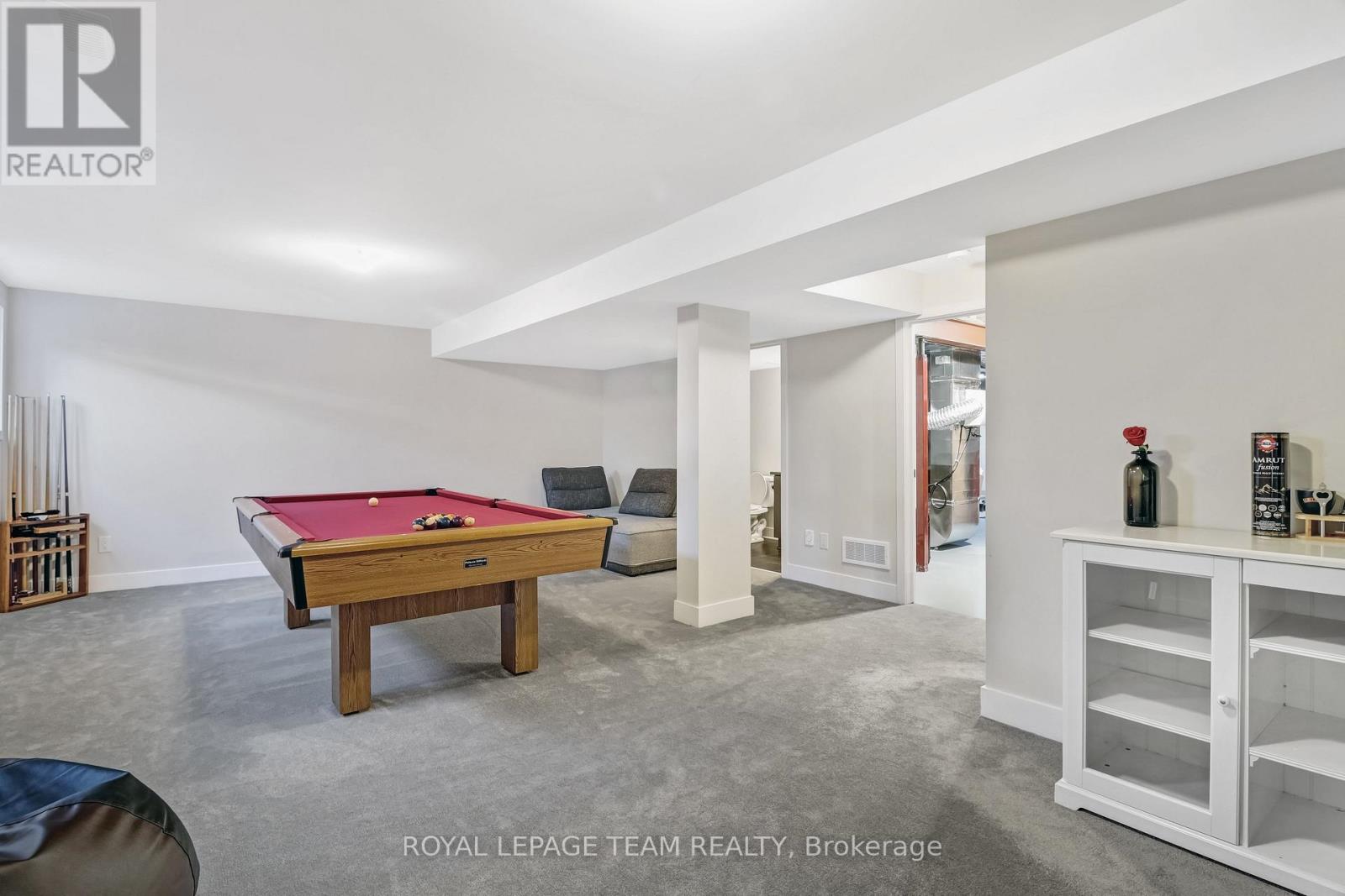 494 CENTRAL PARK BOULEVARD - Image 31