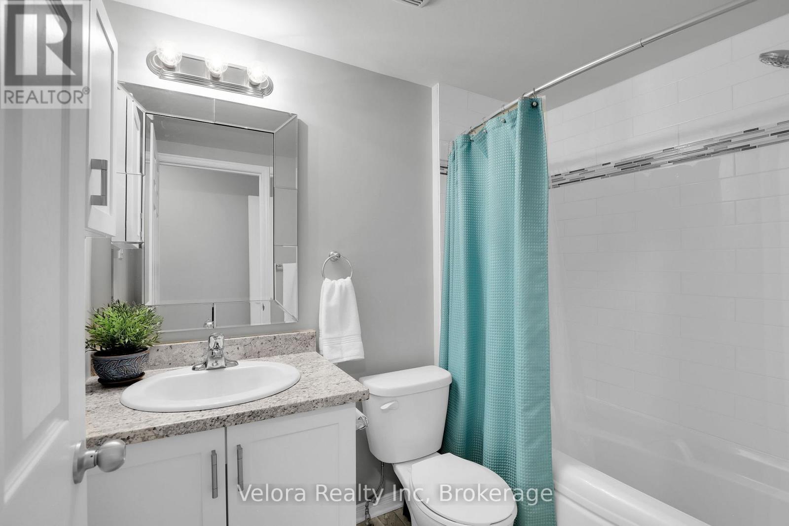 #209 3275 SAINT JOSEPH BOULEVARD - 27