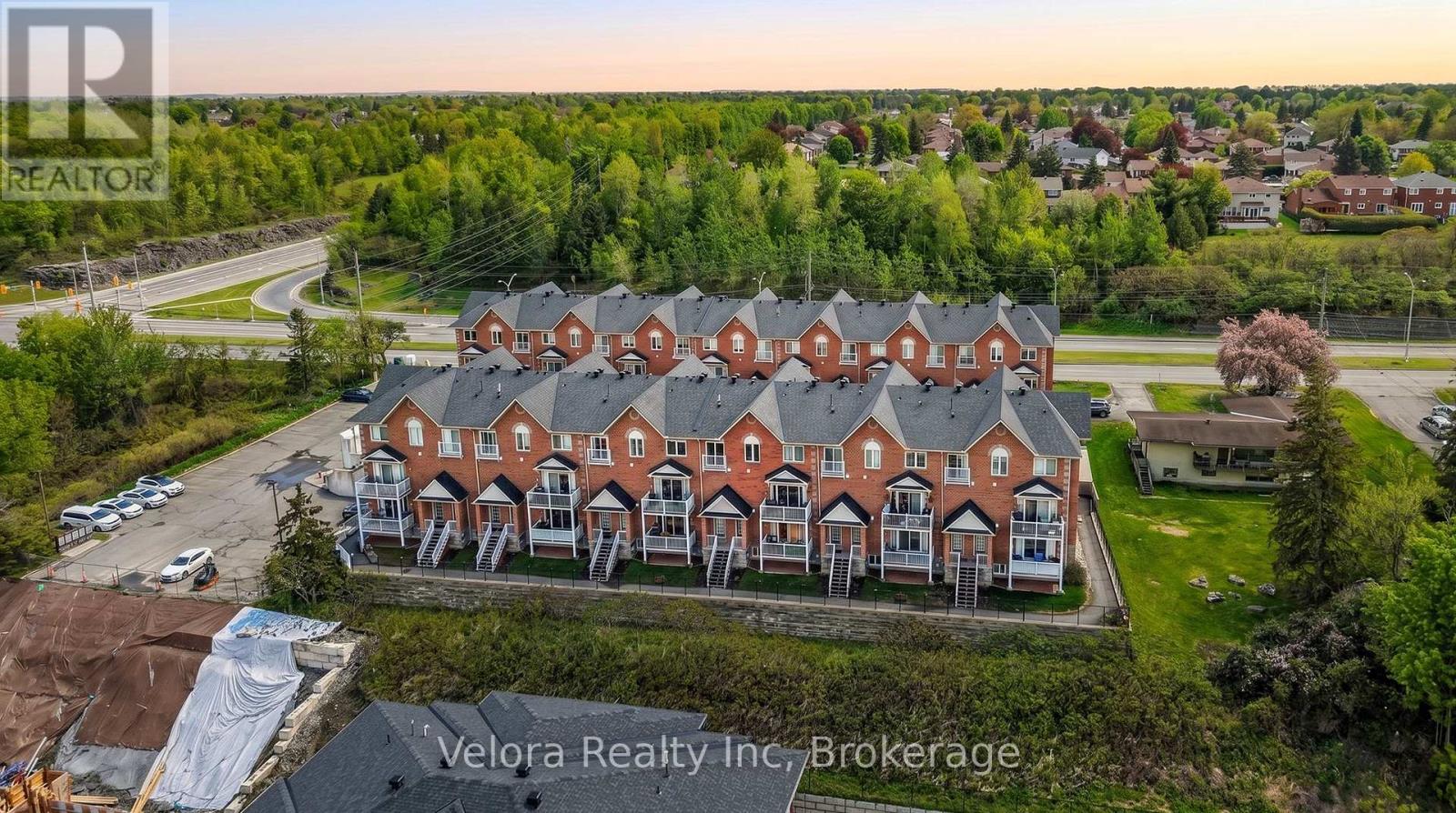 #209 3275 SAINT JOSEPH BOULEVARD - 29