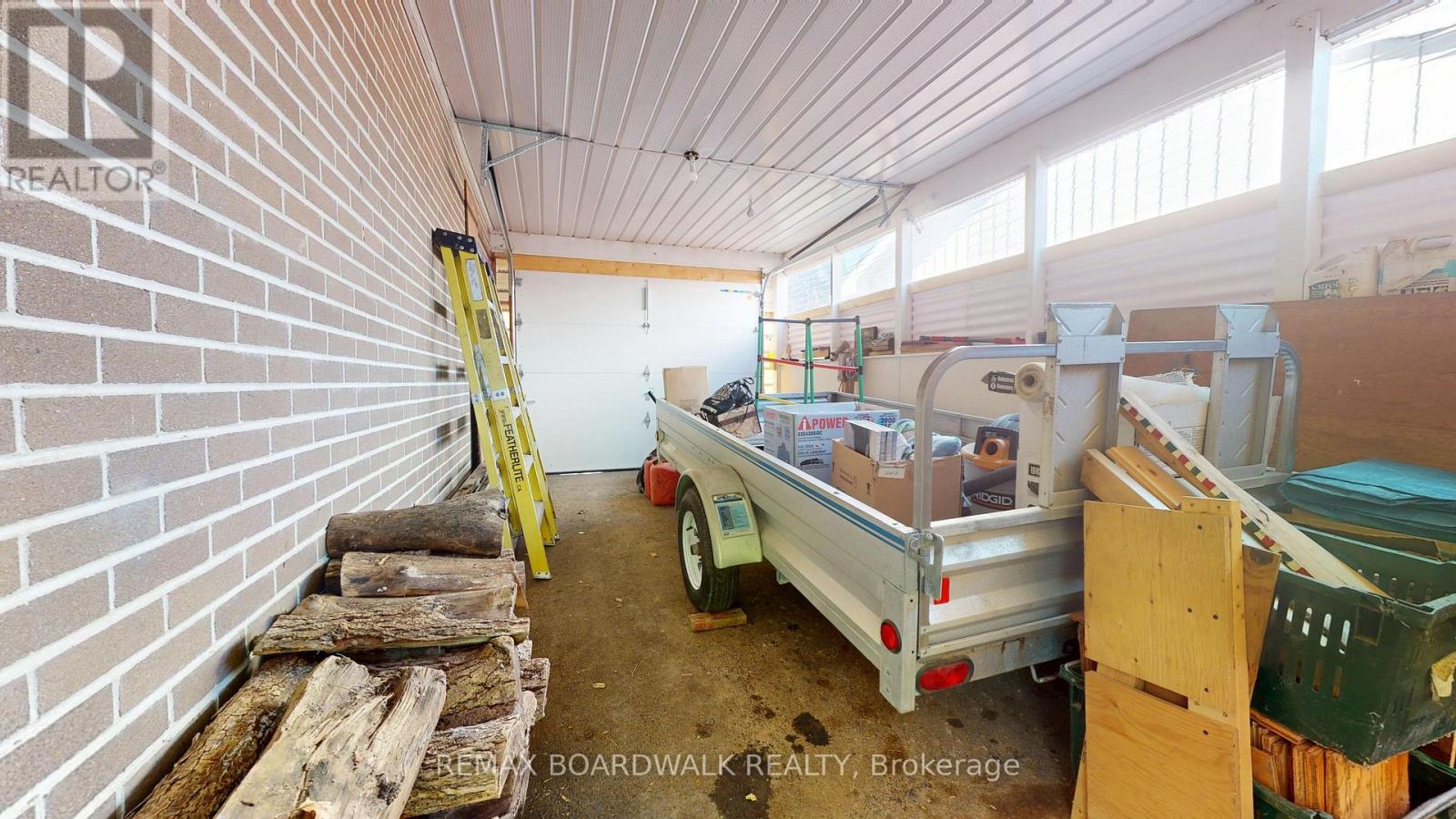 125 FRONT AVENUE W - Image 34