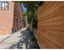 29 Thelma Avenue, Toronto, ON M4V1X8 Photo 13