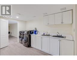 876 Parkland Avenue, Mississauga, ON L5H3H1 Photo 36