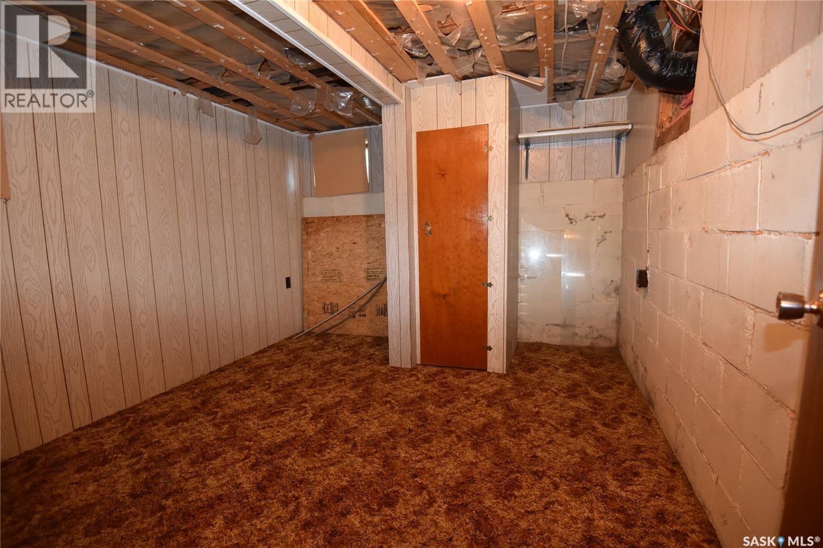 220 5th STREET W - Image 20