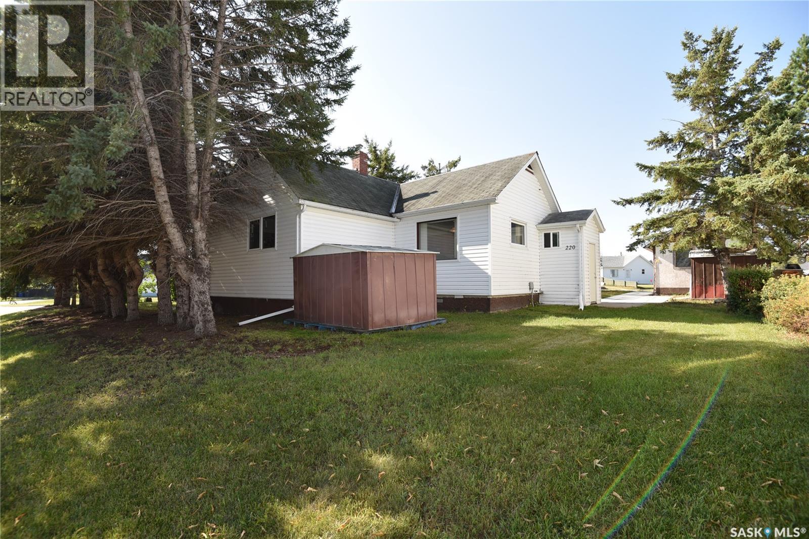 220 5th STREET W - Image 23