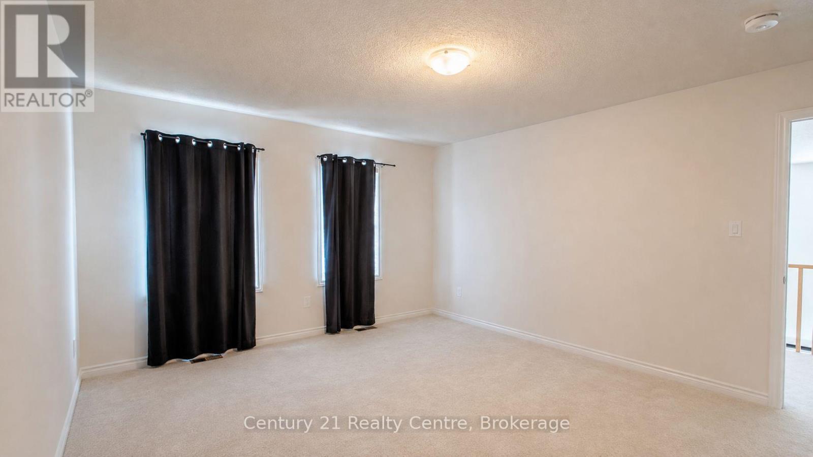 256 REA DRIVE - Image 22