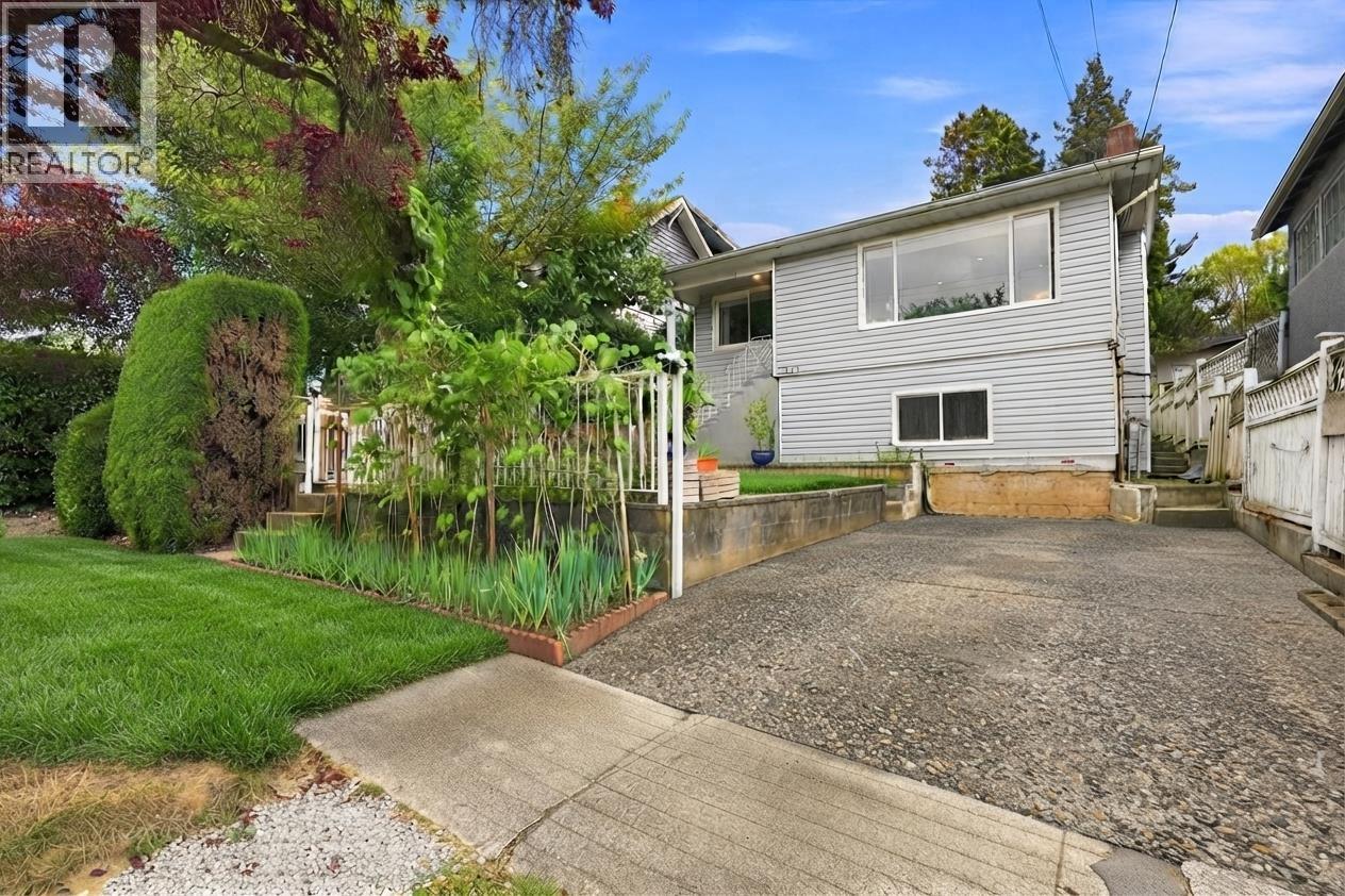 5 Bed, 2 Bath House for Sale in Vancouver – 4820 MOSS STREET, Vancouver – MLS# R3160005
