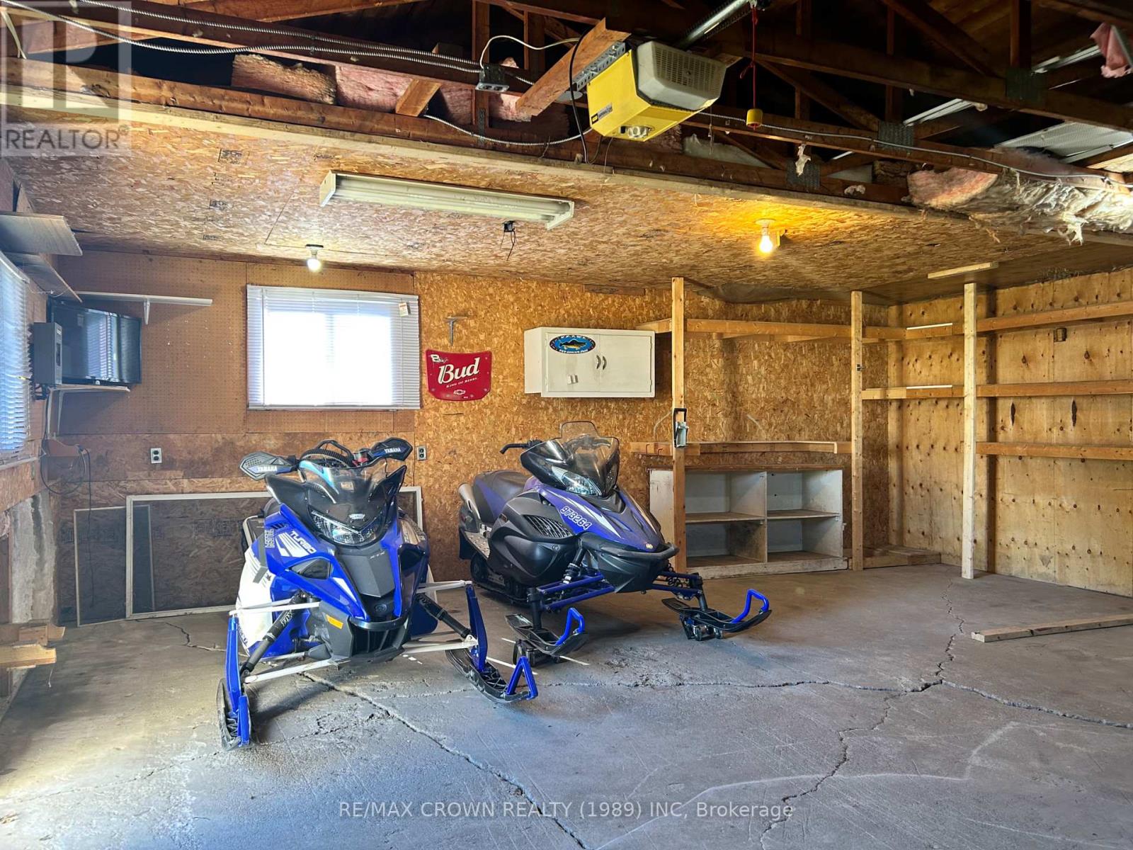 85 DOMINION AVENUE - 48