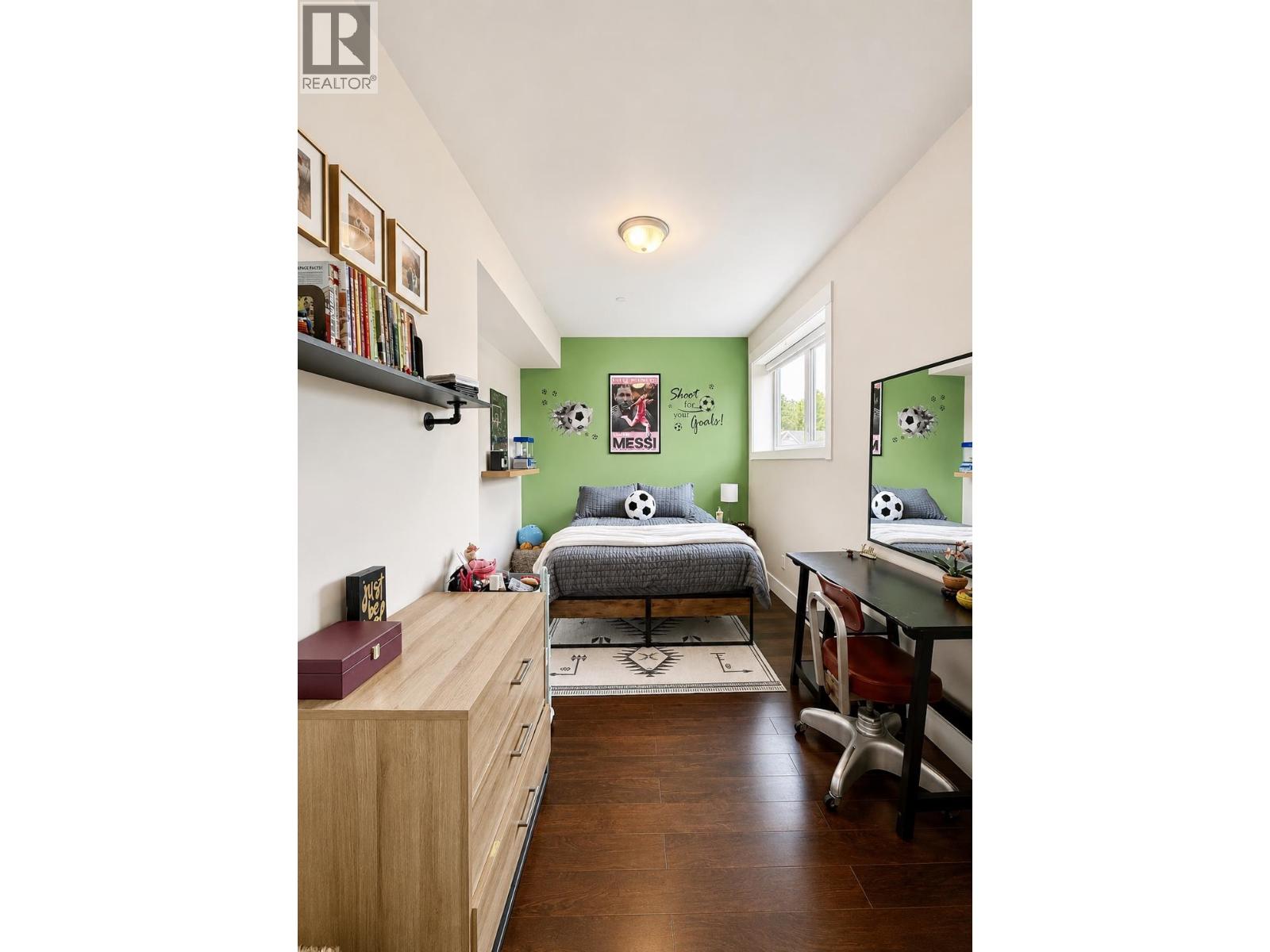 22 STARLITER Way, Smithers